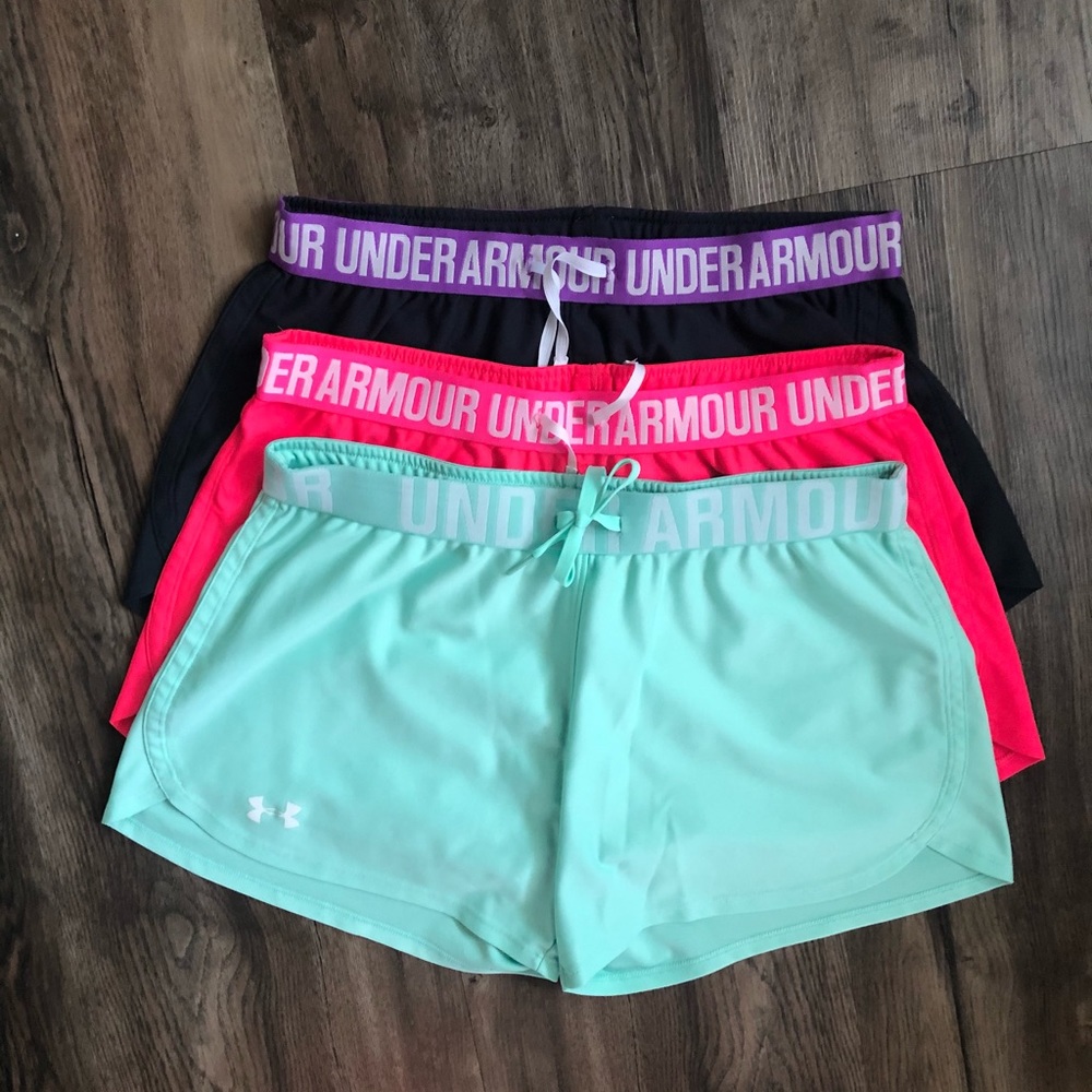 Under Armour Loose Athletic Short | Pink